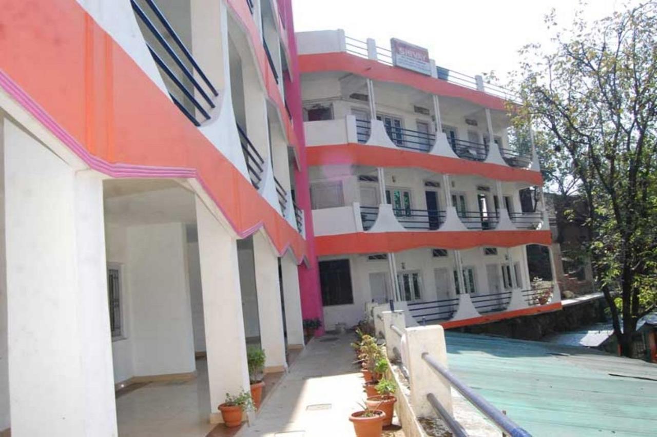 Goroomgo Hotel Shivay Near Kausani Chouraha - Mountain View - Excellent Customer Service Exterior photo