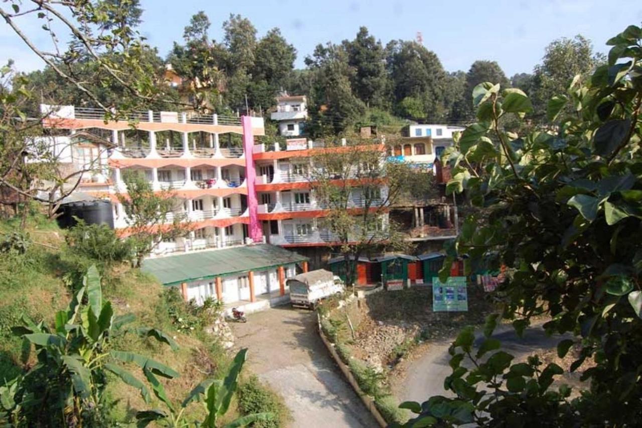 Goroomgo Hotel Shivay Near Kausani Chouraha - Mountain View - Excellent Customer Service Exterior photo